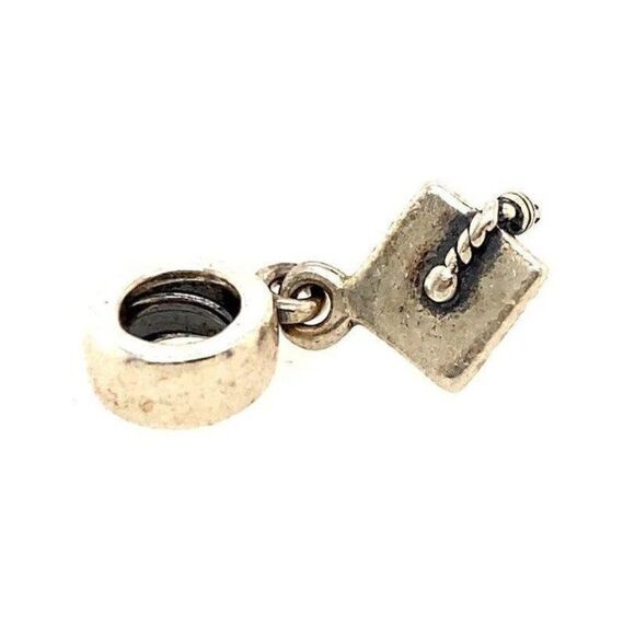 Pandora Graduation Cap Charm - Picture 1 of 4